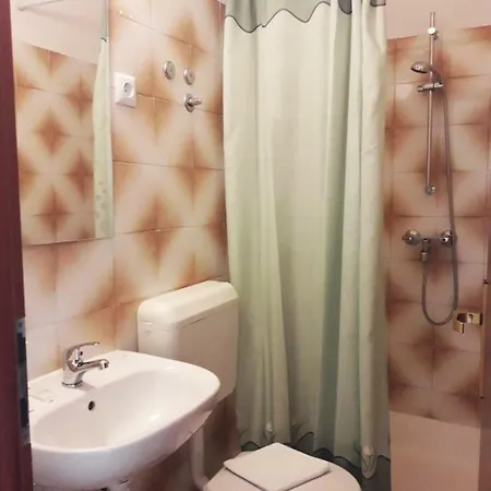 Mira Апартаменти Макарська