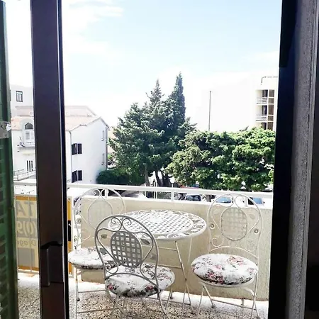 Mira Apartment