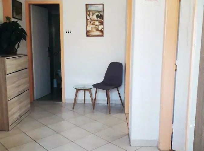 Apartment Mira Makarska